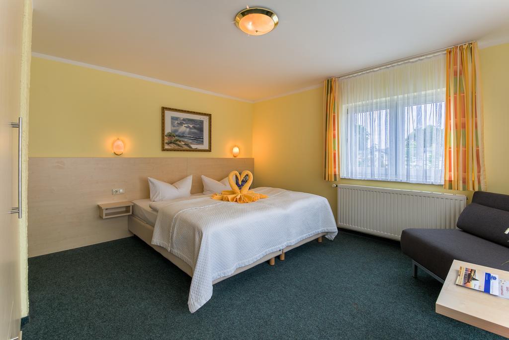 הרינגסדורף Pension Erdmann - Hotel Garni מראה חיצוני תמונה
